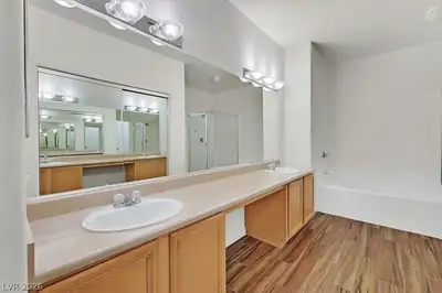 720 Peachy Canyon Circle 101 Primary Bathroom