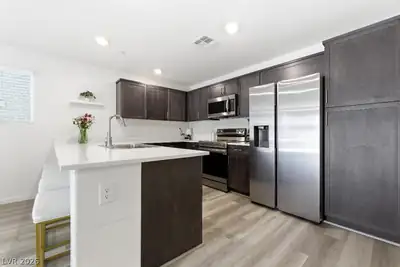 6856 Prairie Pearl Street, Las Vegas, NV 89148 Kitchen