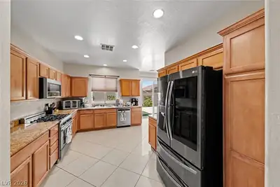 2632 Lochleven Way, Henderson, NV 89044 Kitchen