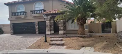 8201 Mountain Heather Court, Las Vegas, NV 89149 Front of Structure