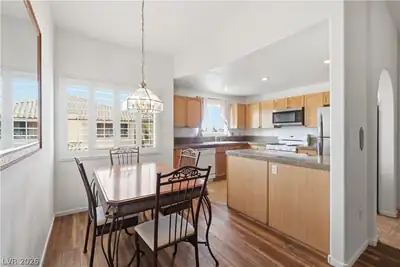 424 Pine Haven Street 202 Kitchen