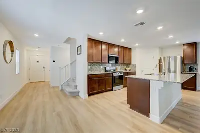 9550 Granville Bridge Street, Las Vegas, NV 89139 Kitchen
