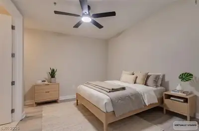 4525 Dean Martin Drive 810 Bedroom