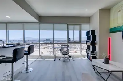 4525 Dean Martin Drive 810 Living Room