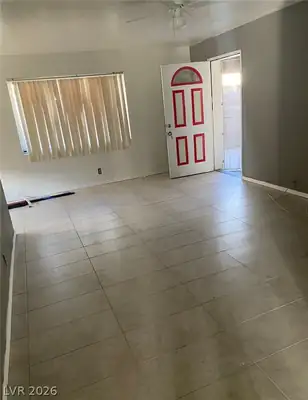 2400 Pardee Place, Las Vegas, NV 89104 Living Room