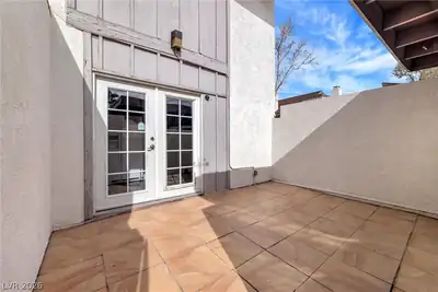 624 Brookway Lane, Las Vegas, NV 89169 Patio