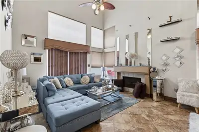 5325 Images Court, Las Vegas, NV 89107 Living Room