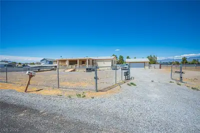 3200 Maple Road, Pahrump, NV 89048 Front of Structure