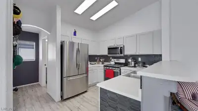 5940 High Steed Street 101 Kitchen