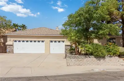 603 Braverwood Drive, Henderson, NV 89015 Front of Structure