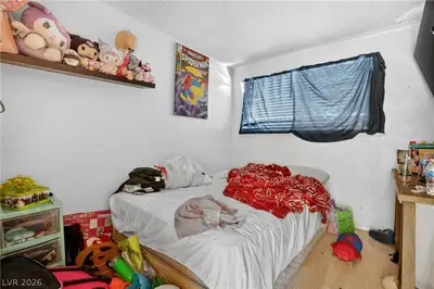 4686 Sheppard Drive, Las Vegas, NV 89122 Bedroom
