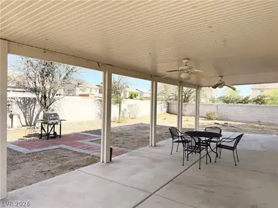 1096 North Sloan Lane Patio