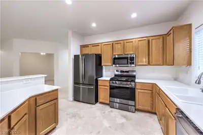 1748 Warrington Drive Kitchen