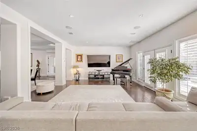 12 Congressional Court, Las Vegas, NV 89113 Living Room