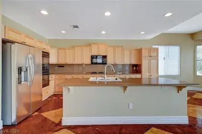 9462 Castillana Court, Las Vegas, NV 89147 Kitchen