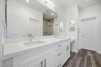 1164 Prospering Creek Street, Las Vegas, NV 89135 Primary Bathroom
