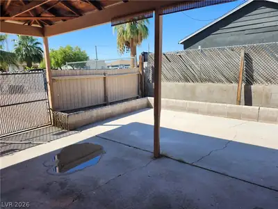 4624 Evergreen Place Patio