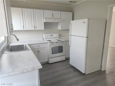 4624 Evergreen Place Kitchen