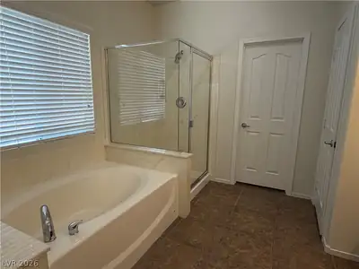 6009 Star Point Court, North Las Vegas, NV 89081 Primary Bathroom