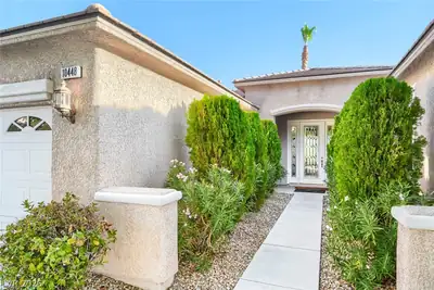 10448 PREMIA Place, Las Vegas, NV 89135 Entry