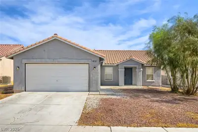 410 Foxvale Avenue, North Las Vegas, NV 89032 Front of Structure