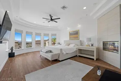 775 Clove Court Primary Bedroom