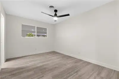271 East Middleton Drive Bedroom
