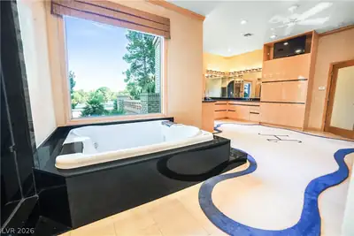 3687 Happy Lane, Las Vegas, NV 89120 Primary Bathroom