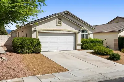 8824 Iron Hitch Avenue, Las Vegas, NV 89143 Front of Structure