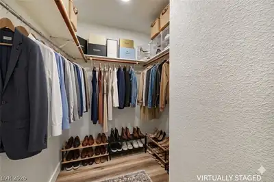 3923 Gogo Way 106 Walk-In Closet(s)