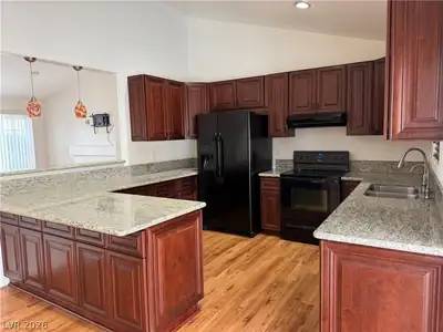 6225 Cedarwood Avenue Kitchen