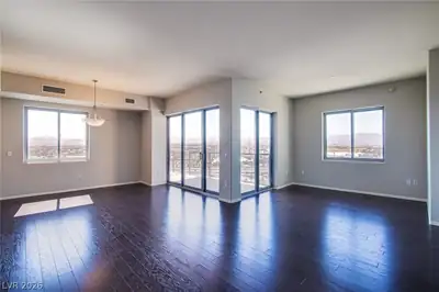 8255 Las Vegas Boulevard 1702 Living Room