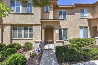 10200 Deerfield Beach Avenue 102, Las Vegas