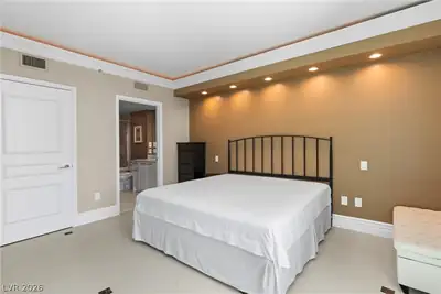 322 Karen Avenue 604 Bedroom