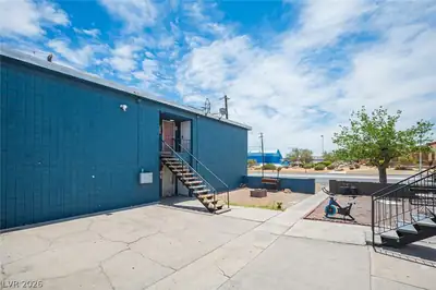 2937 Stewart Avenue Las Vegas, NV 89101