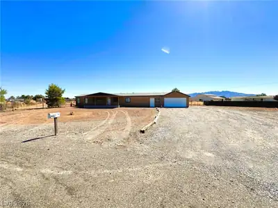 4850 Pontiac Circle, Pahrump, NV 89048 Front of Structure