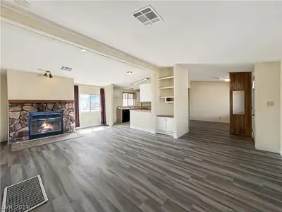 4850 Pontiac Circle, Pahrump, NV 89048 Living Room