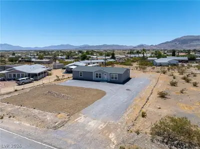 5500 Blackrock Avenue, Pahrump, NV 89060 Front of Structure