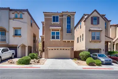 10817 Holmfield Street, Henderson, NV 89052 Front of Structure