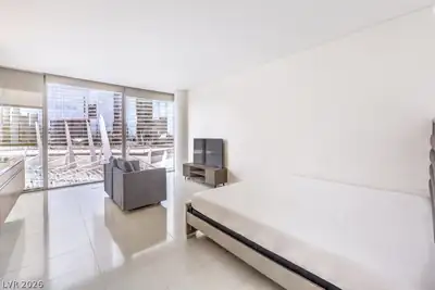 3726 Las Vegas Boulevard 603 Bedroom