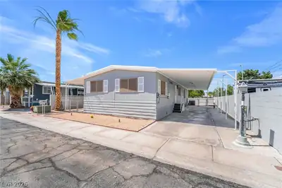 5358 Tupelo Lane, Las Vegas, NV 89122 Front of Structure