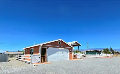 3391 Adobe Court, Pahrump, NV 89048 Garage