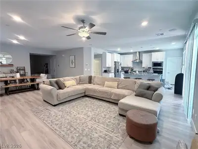 1921 Lewis Bay Avenue, North Las Vegas, NV 89084 Living Room
