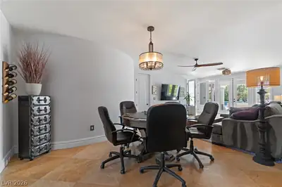 4005 West Richmar Avenue Living Room