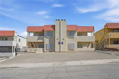 6952 Issac Avenue Las Vegas, NV 89156