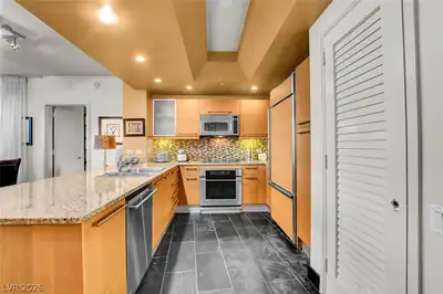 322 KAREN Avenue 2301 Kitchen