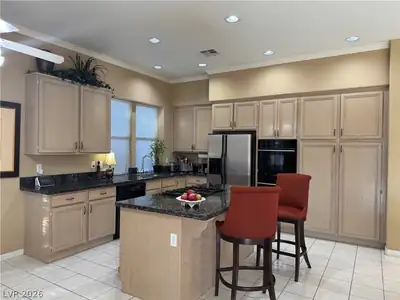 3919 Ruskin Street, Las Vegas, NV 89147 Kitchen