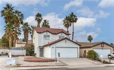 581 Carleton Drive, Henderson, NV 89014 Front of Structure