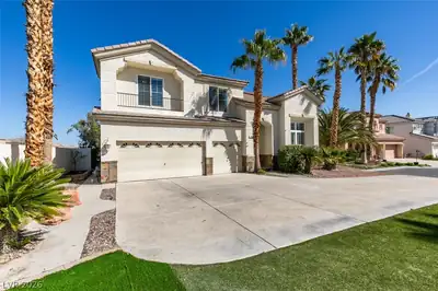 10 Gulf Pines Avenue, Las Vegas, NV 89148 Front of Structure