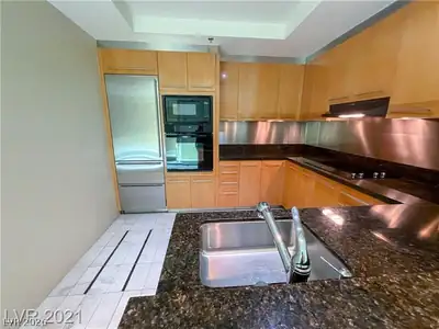 2700 Las Vegas Boulevard 2311 Kitchen
